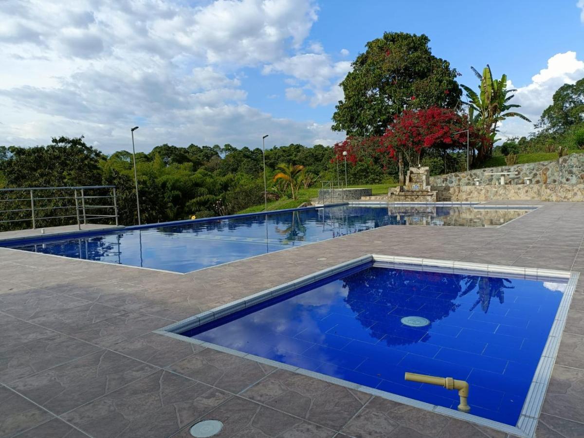 Hotel Campestre Los Mangos キンバヤ エクステリア 写真