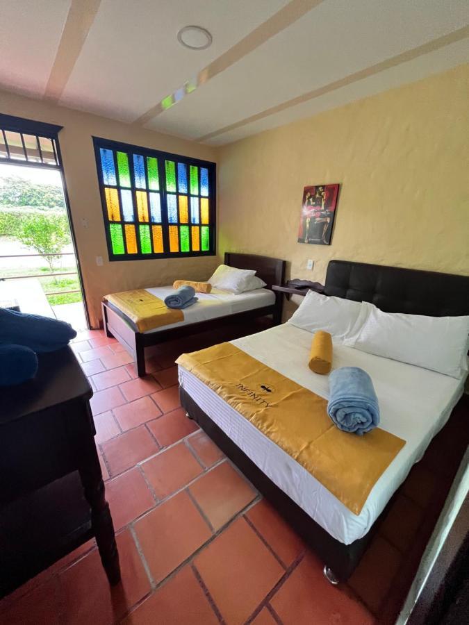 Hotel Campestre Los Mangos キンバヤ エクステリア 写真
