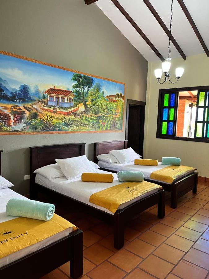Hotel Campestre Los Mangos キンバヤ エクステリア 写真