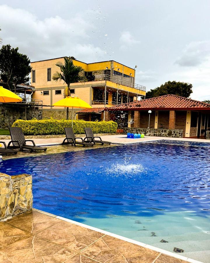 Hotel Campestre Los Mangos キンバヤ エクステリア 写真