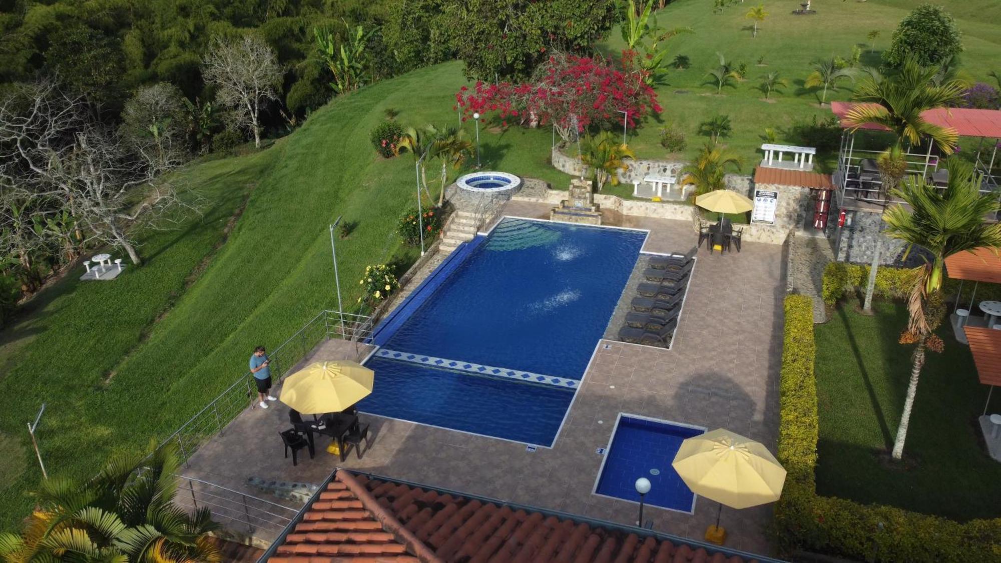 Hotel Campestre Los Mangos キンバヤ エクステリア 写真